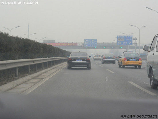 别让天气影响驾驶 雾霾行车牢记十条