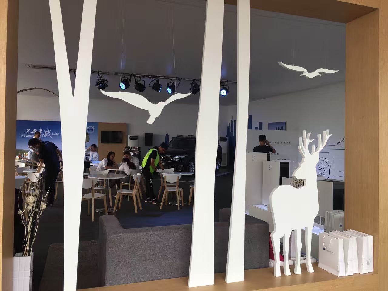 点击放大图片浏览