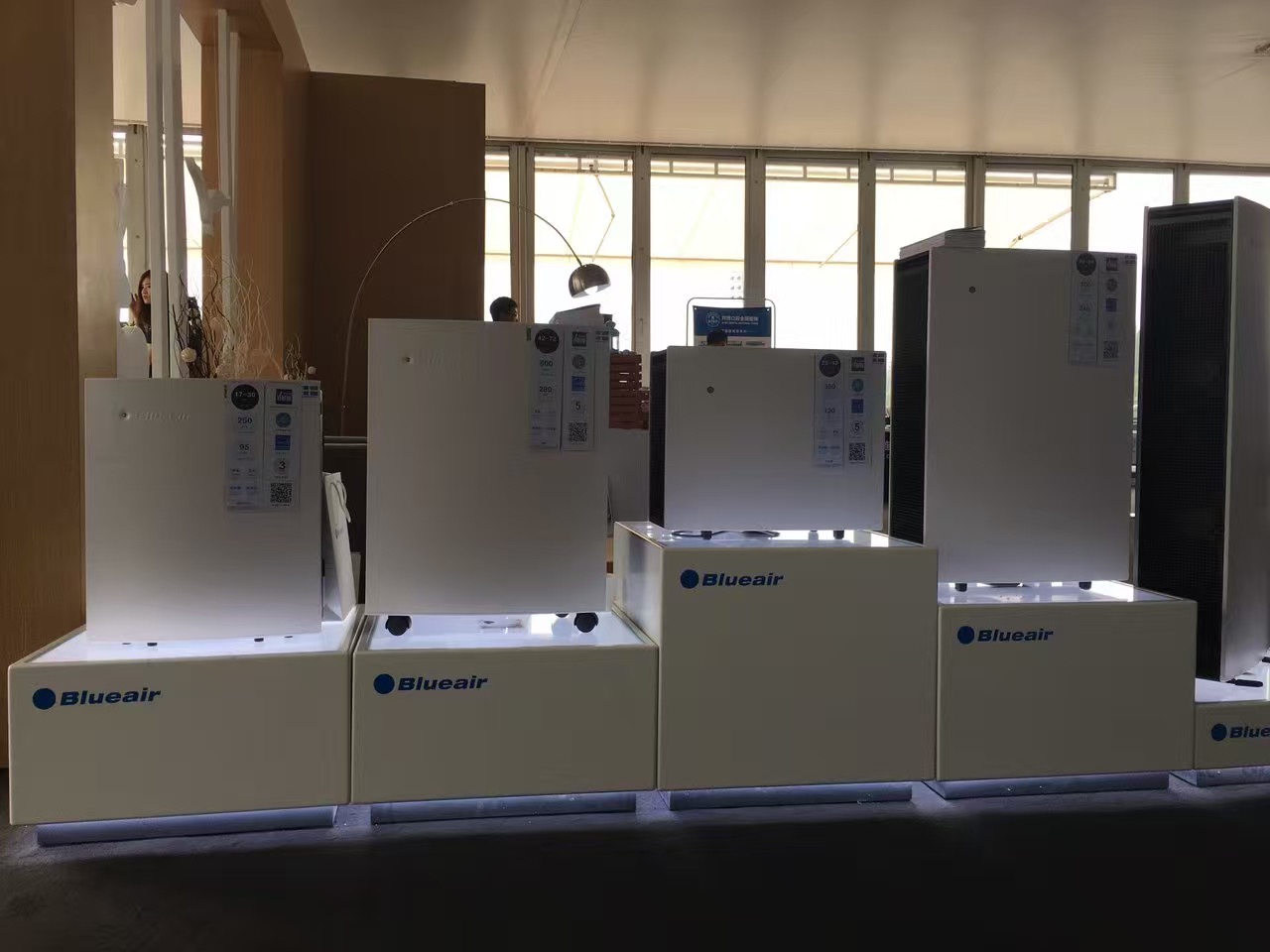 点击放大图片浏览