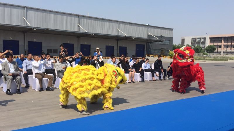 点击放大图片浏览