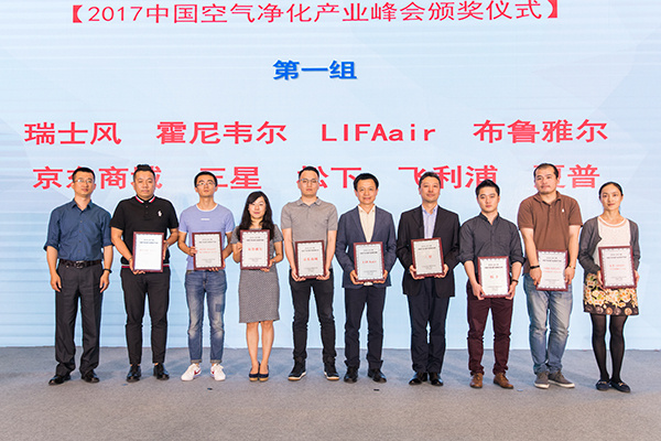 点击放大图片浏览