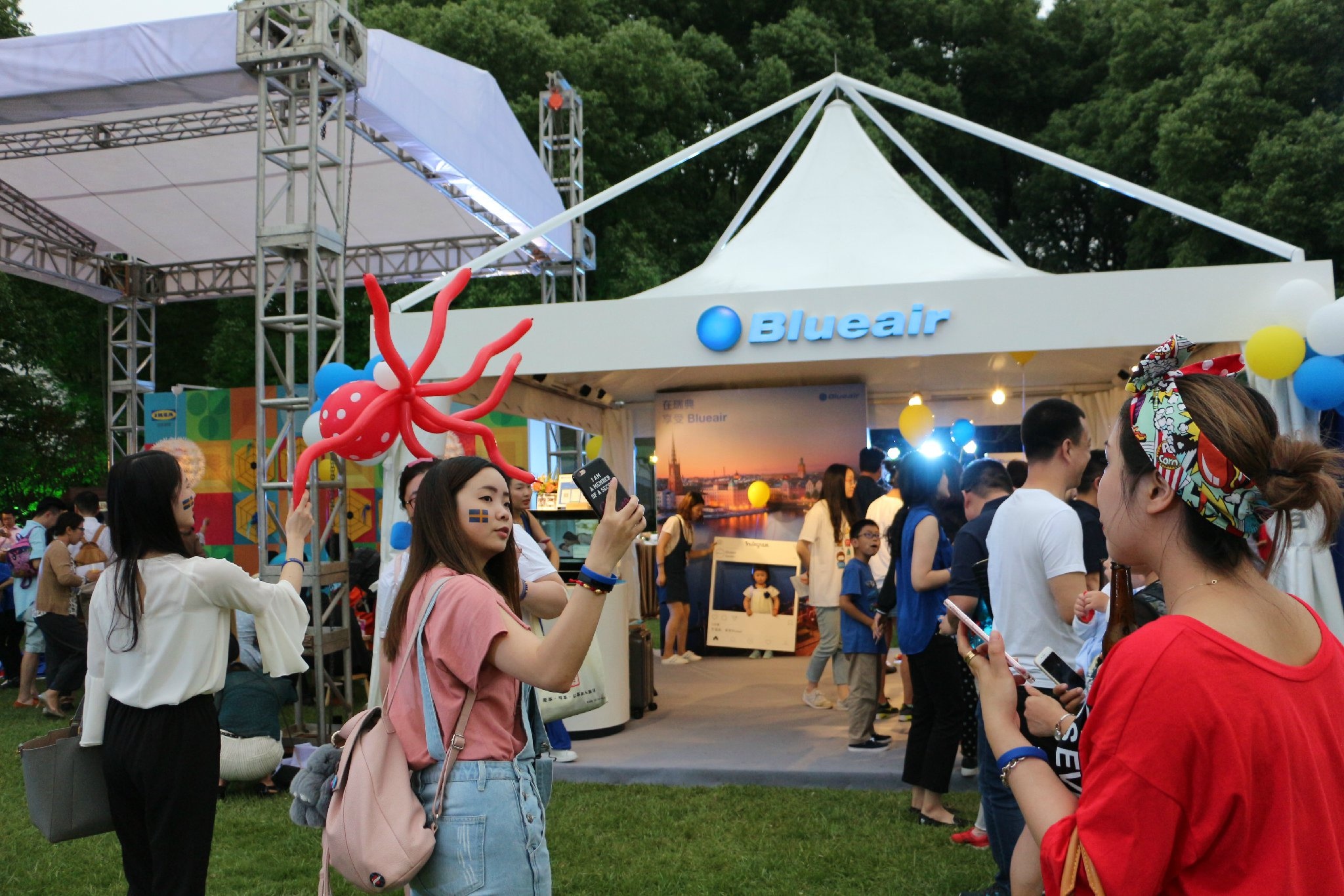 点击放大图片浏览