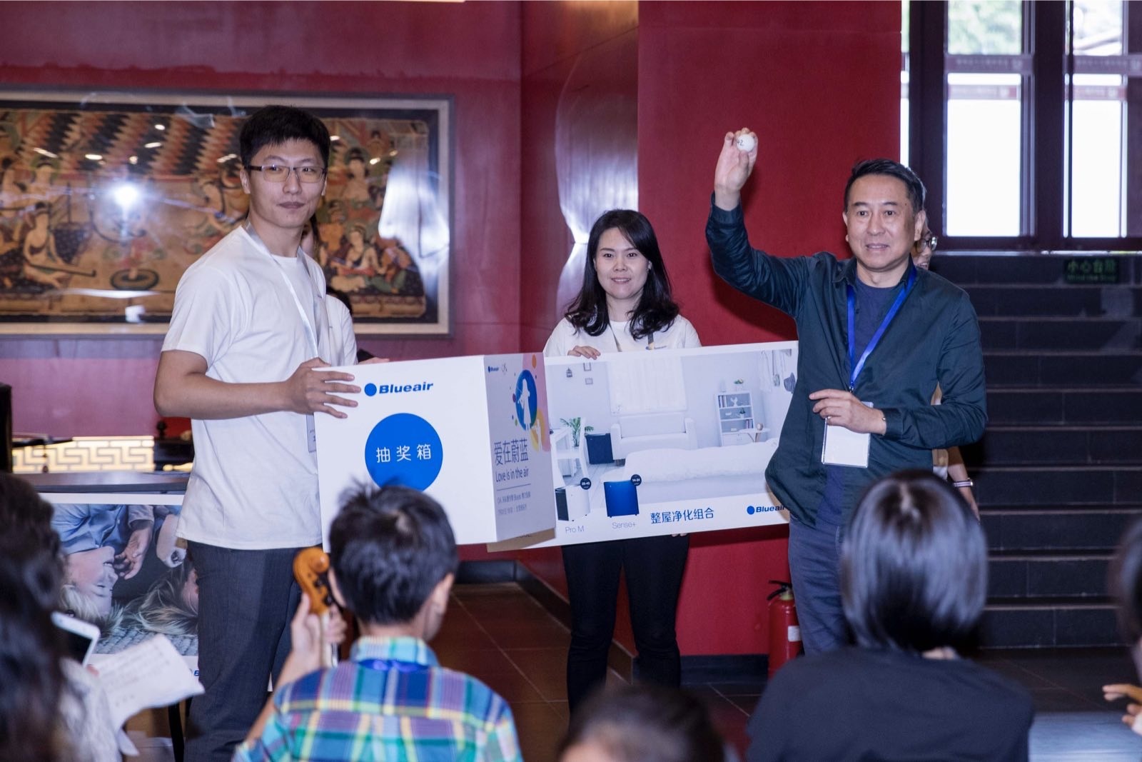 点击放大图片浏览