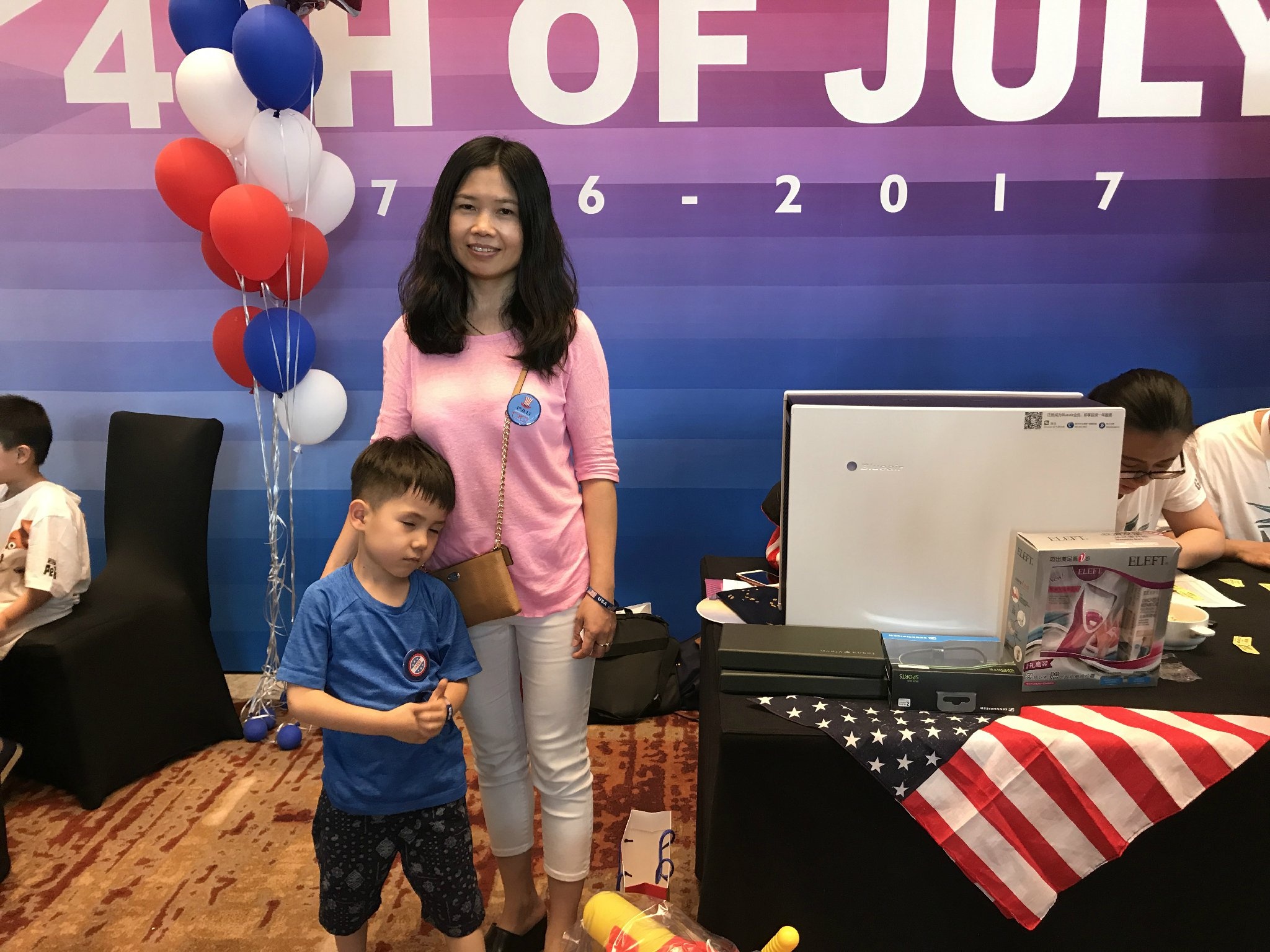 点击放大图片浏览