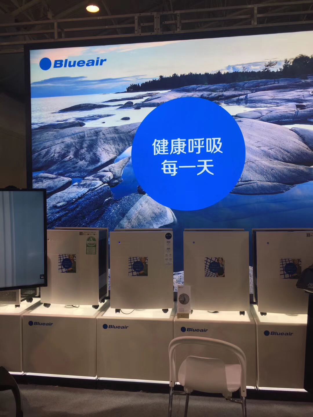 点击放大图片浏览