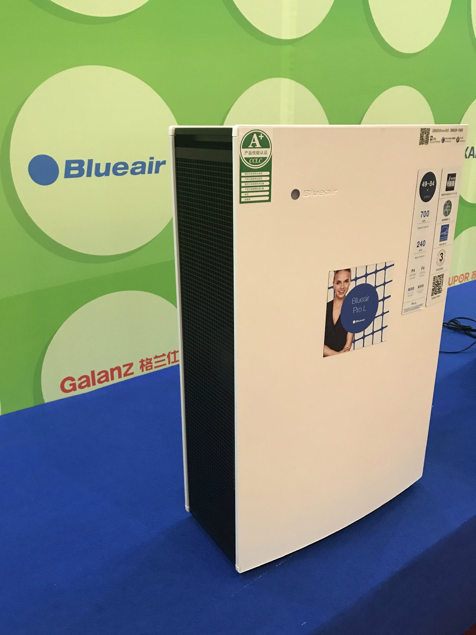 点击放大图片浏览