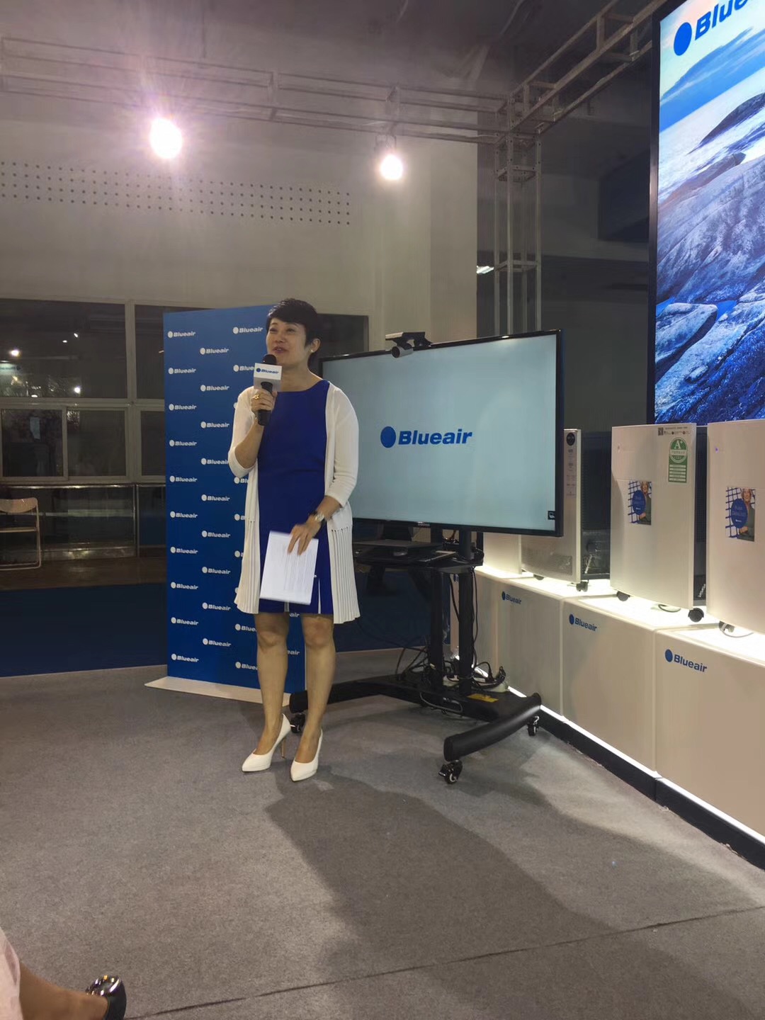 点击放大图片浏览