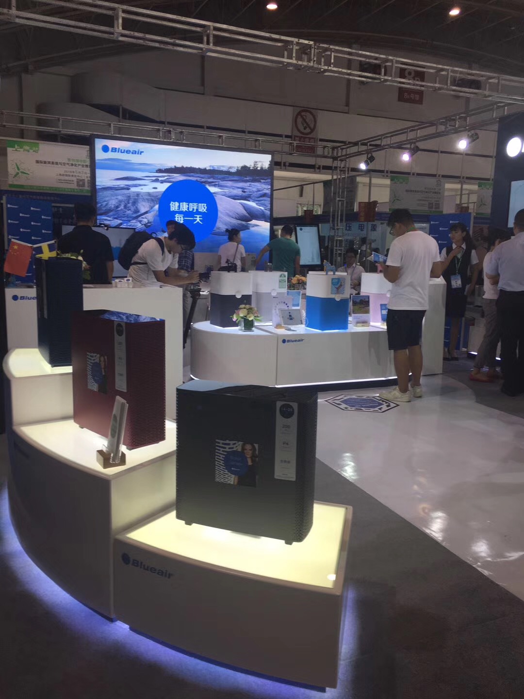 点击放大图片浏览