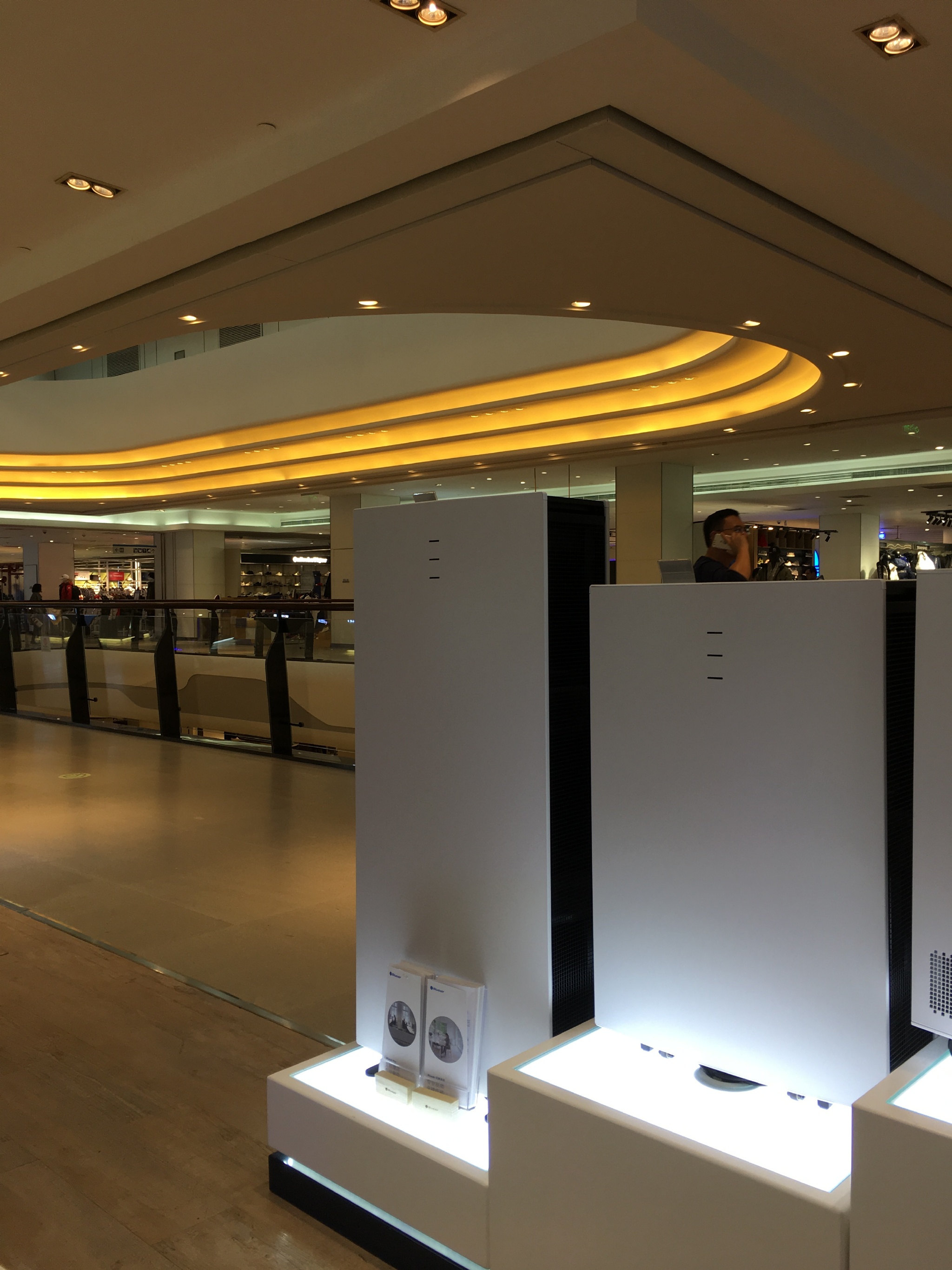 点击放大图片浏览