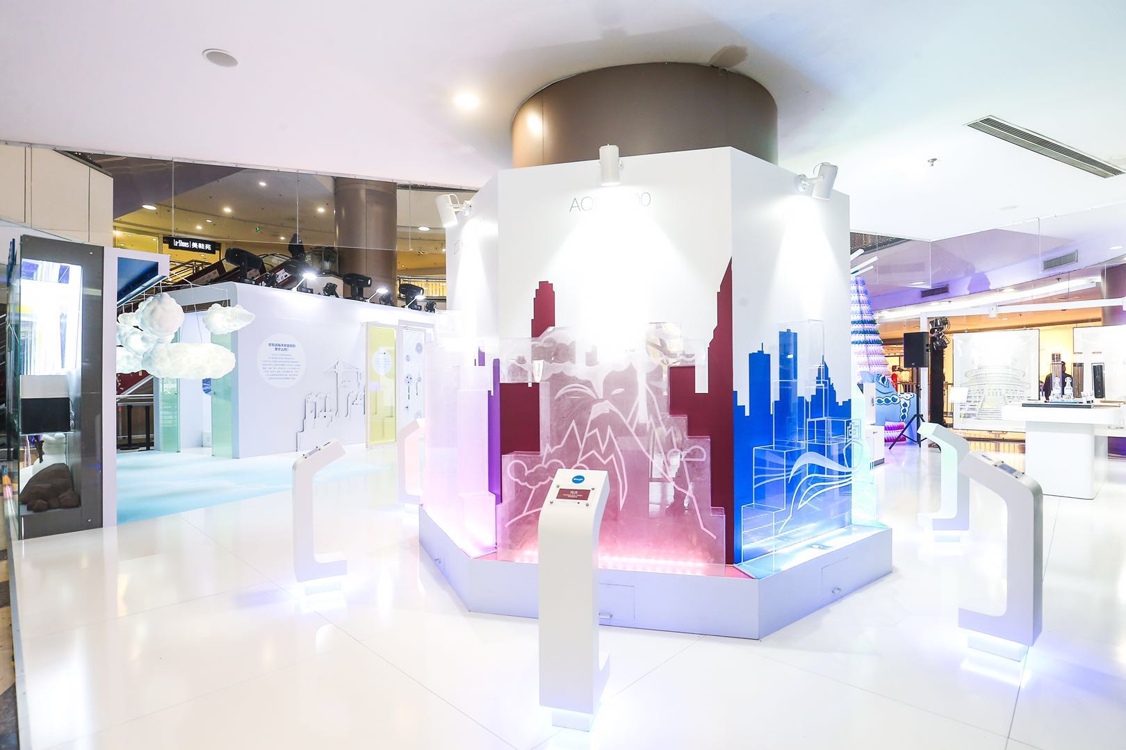 点击放大图片浏览