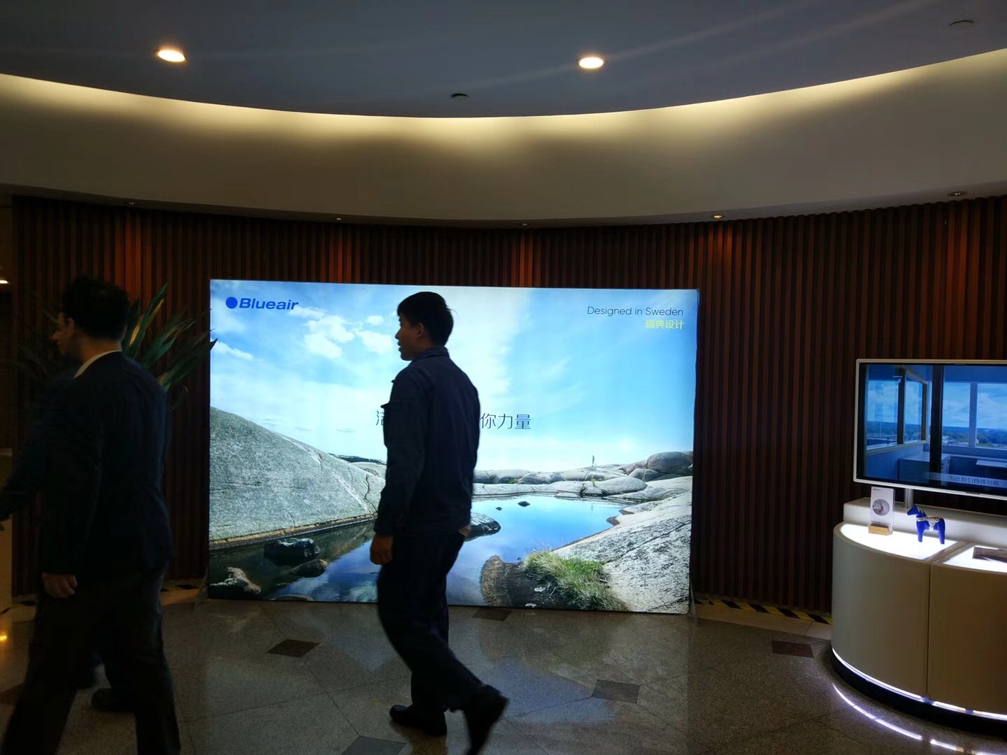 点击放大图片浏览