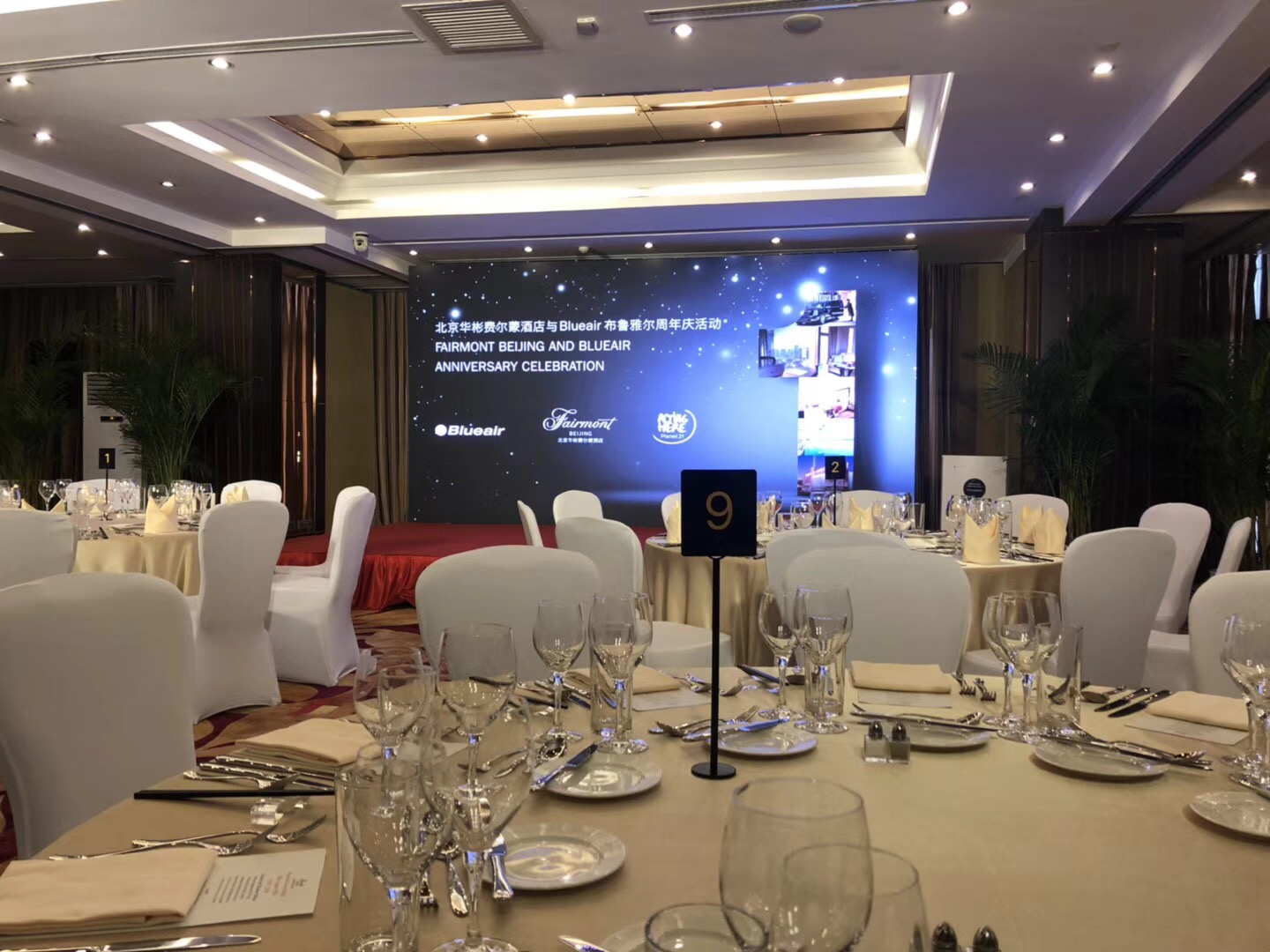 点击放大图片浏览