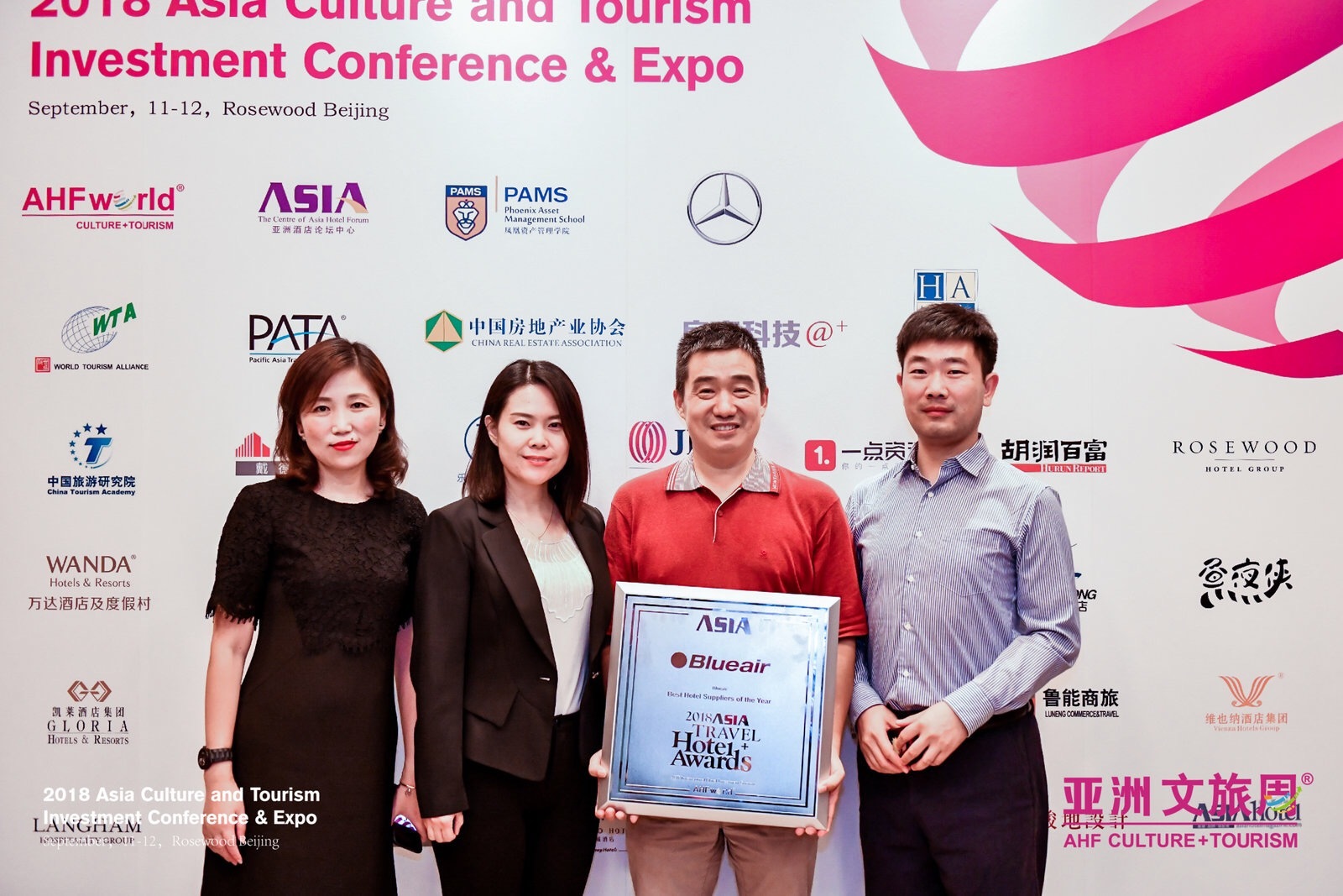 点击放大图片浏览