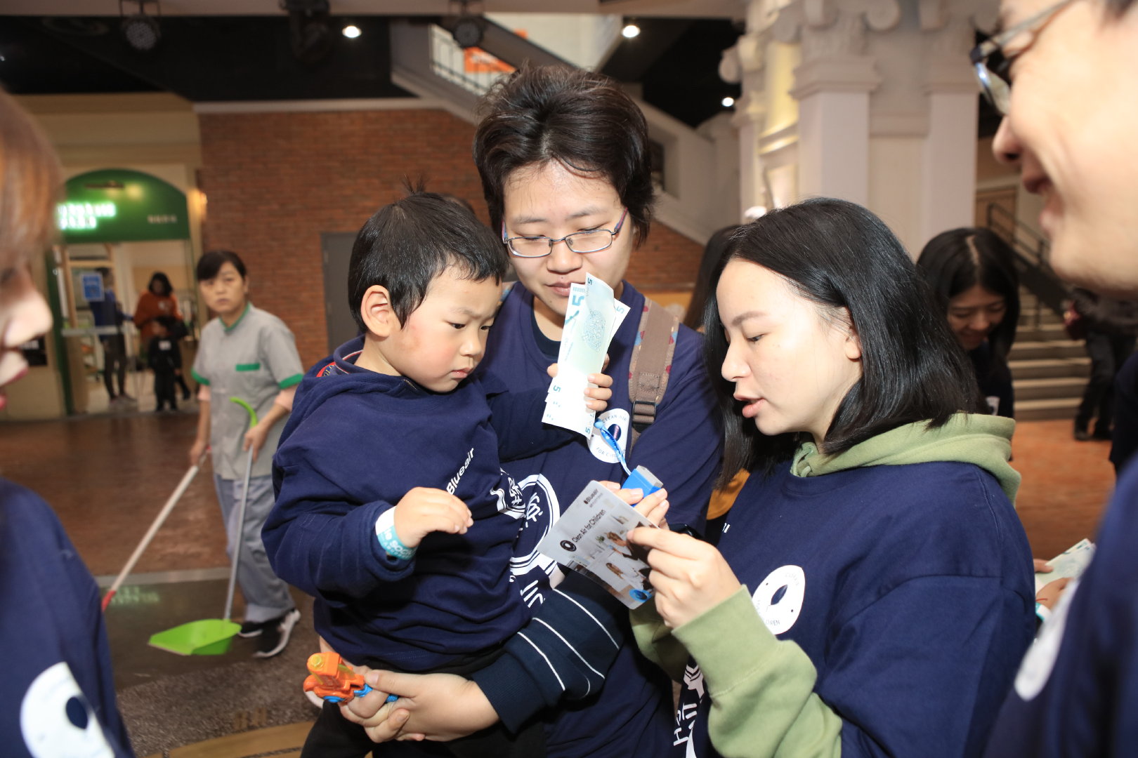 点击放大图片浏览