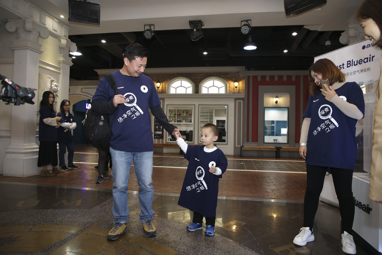 点击放大图片浏览