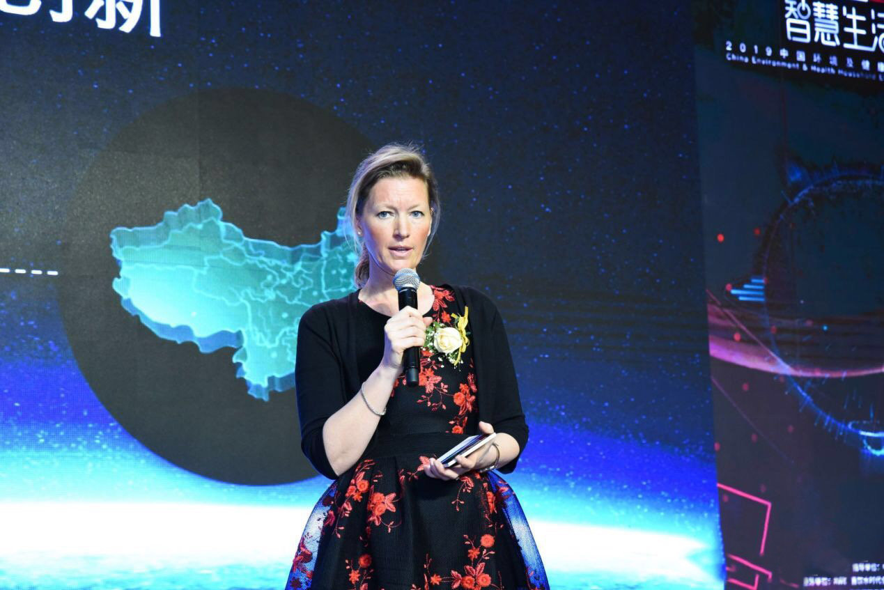 点击放大图片浏览