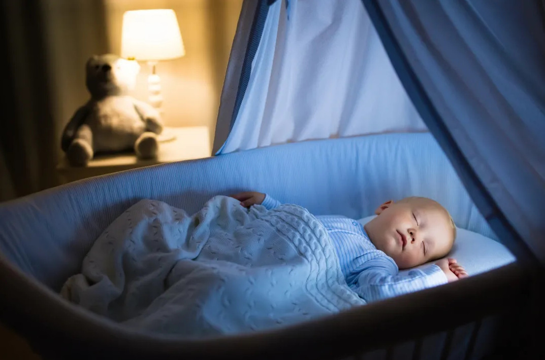 秋天养生,秋天要不要净化空气,空气净化器秋天用,空气净化器,空气净化器颜值